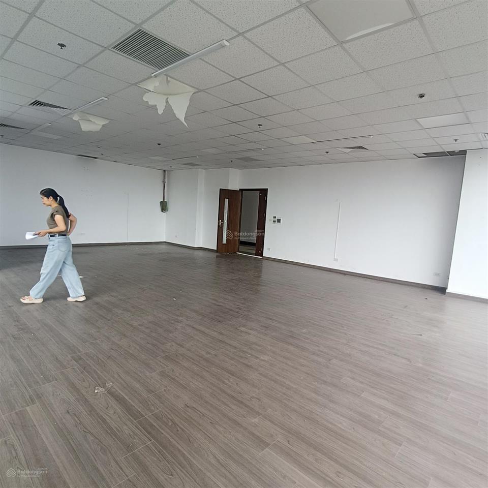 Coma6 đường 70 cho thuê văn phòng giá rẻ, diện tích 80m2 thuận tiện đủ bề