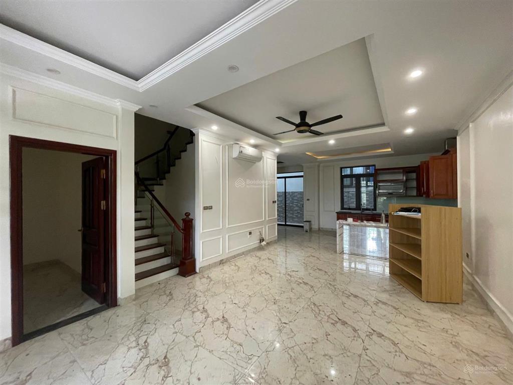 Xuân phương cho thuê biệt thự giá rẻ quá khách ơi 170m*4 tầng, view vườn hoa, hồ nước giá chỉ 24tr