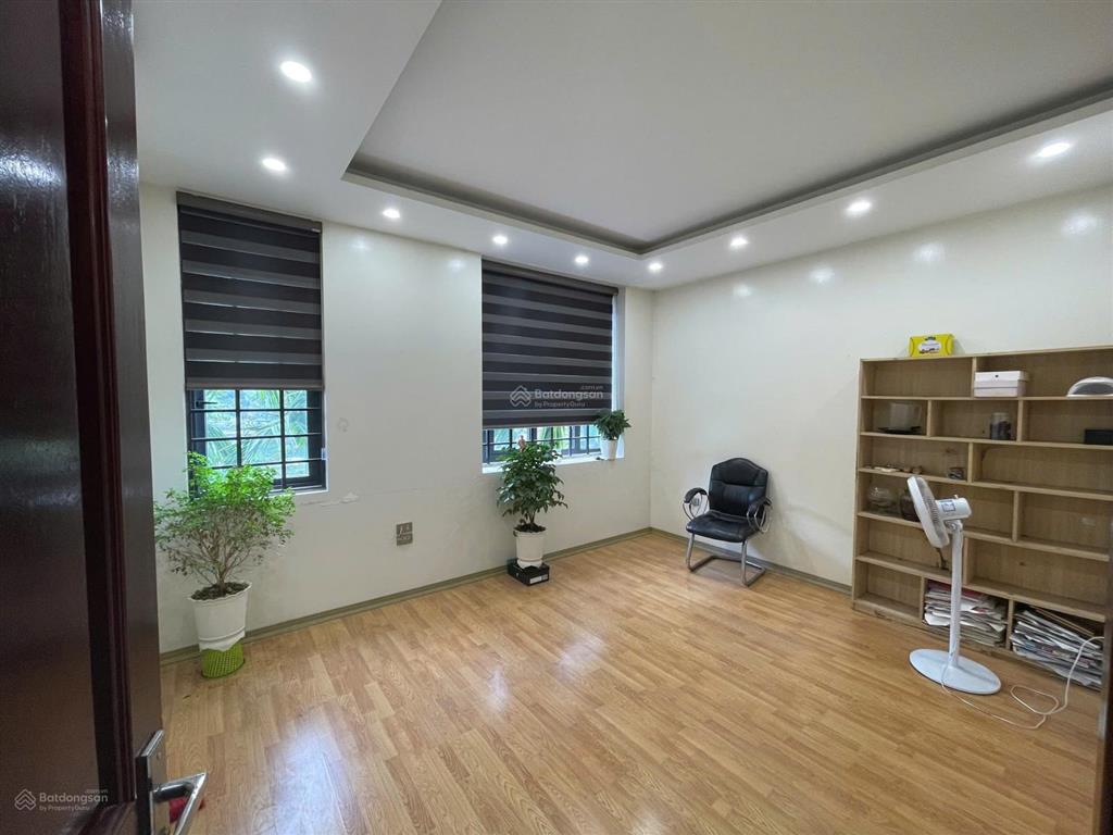 Xuân phương cho thuê biệt thự giá rẻ quá khách ơi 170m*4 tầng, view vườn hoa, hồ nước giá chỉ 24tr