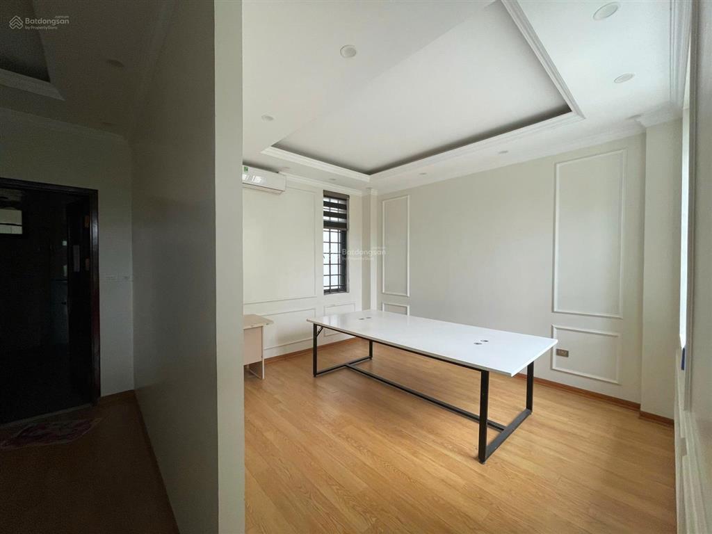 Xuân phương cho thuê biệt thự giá rẻ quá khách ơi 170m*4 tầng, view vườn hoa, hồ nước giá chỉ 24tr