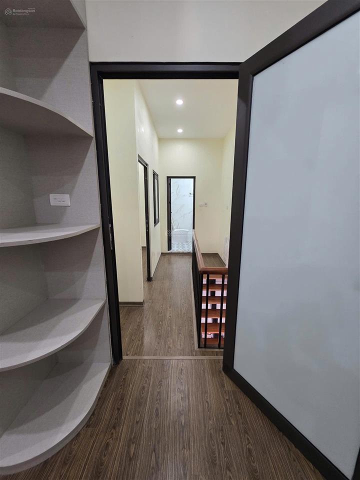Bán nhà cấp 4 dân xâycách qlo 6 chỉ 200mô tô con đỗ cửabiên giang, hà đông (cũ)