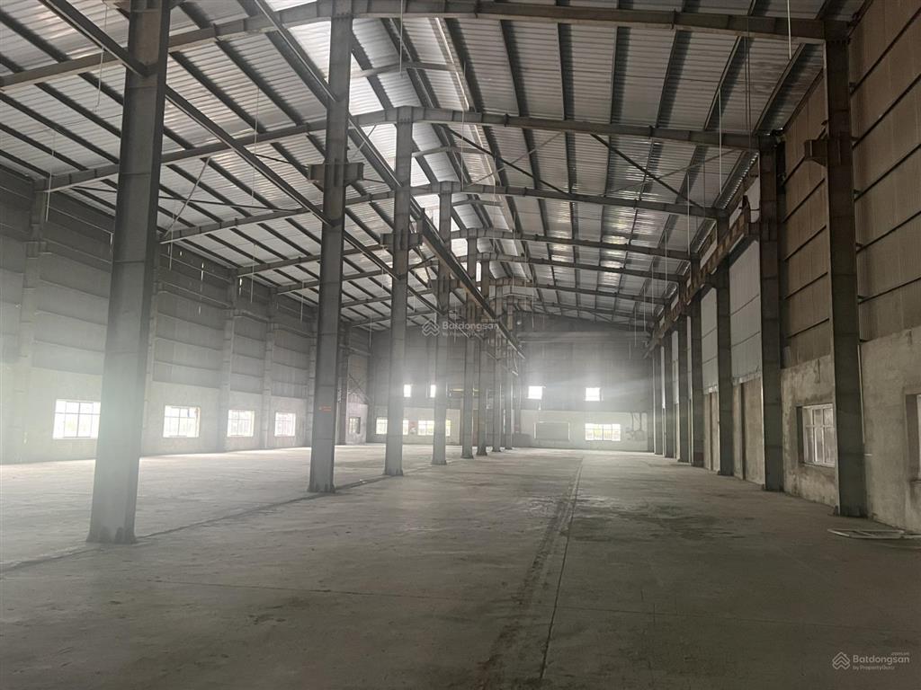 Cho thuê 2000m2 cụm cn phú nghĩa, chương mỹ, chỉ cho thuê làm kho, không cho sản xuất