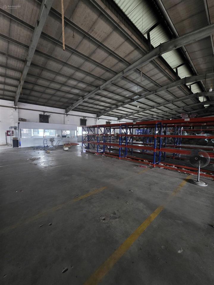 Cho thuê 1.200m2 kho xưởng tại biên giang, hà đông