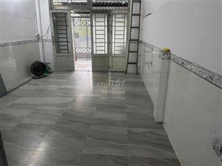 cho thuê nhà cấp 4 mặt tiền đường 49 , hiệp bình thủ đức