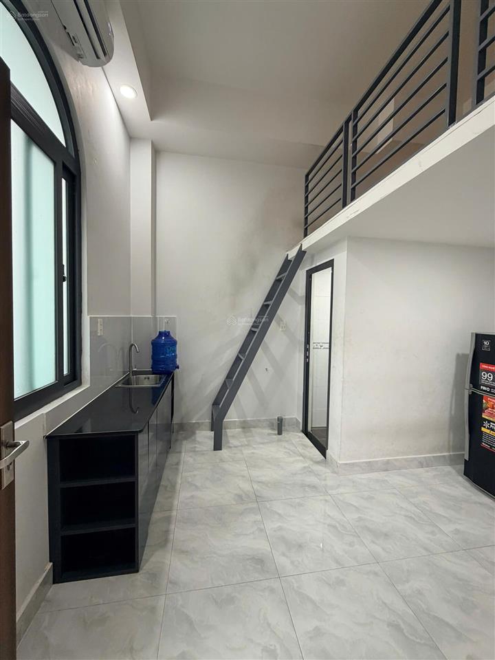 Cho thuê phòng trọ đẹp xuất sắc tại 455, lê văn việt, 4,6 triệu, 25m2