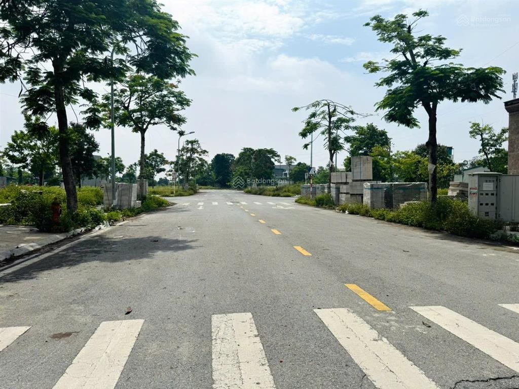 Cần bán 1 lô view khuôn viên 85m2 greenpark hải hà, ngay cổng chào phía nam tp thanh hóa. 1,x tỷ