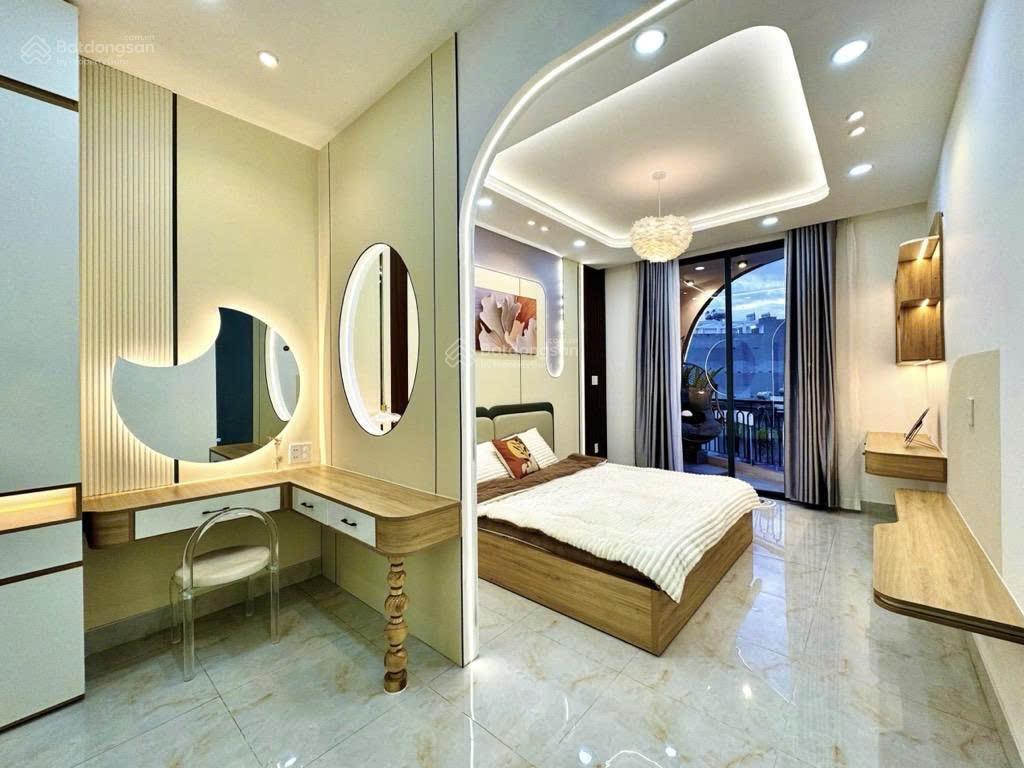 Siêu phẩm mặt tiền phạm văn đồng  gò vấp | 5 tầng btct | full nội thất | 60m²