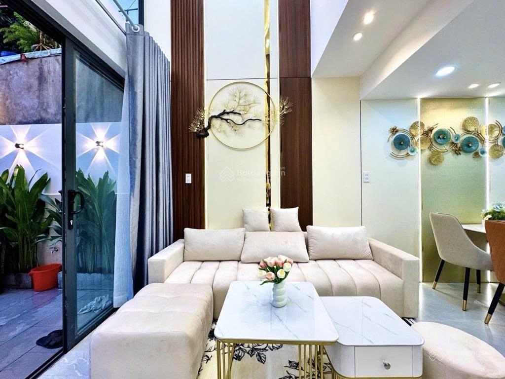 Siêu phẩm mặt tiền phạm văn đồng  gò vấp | 5 tầng btct | full nội thất | 60m²