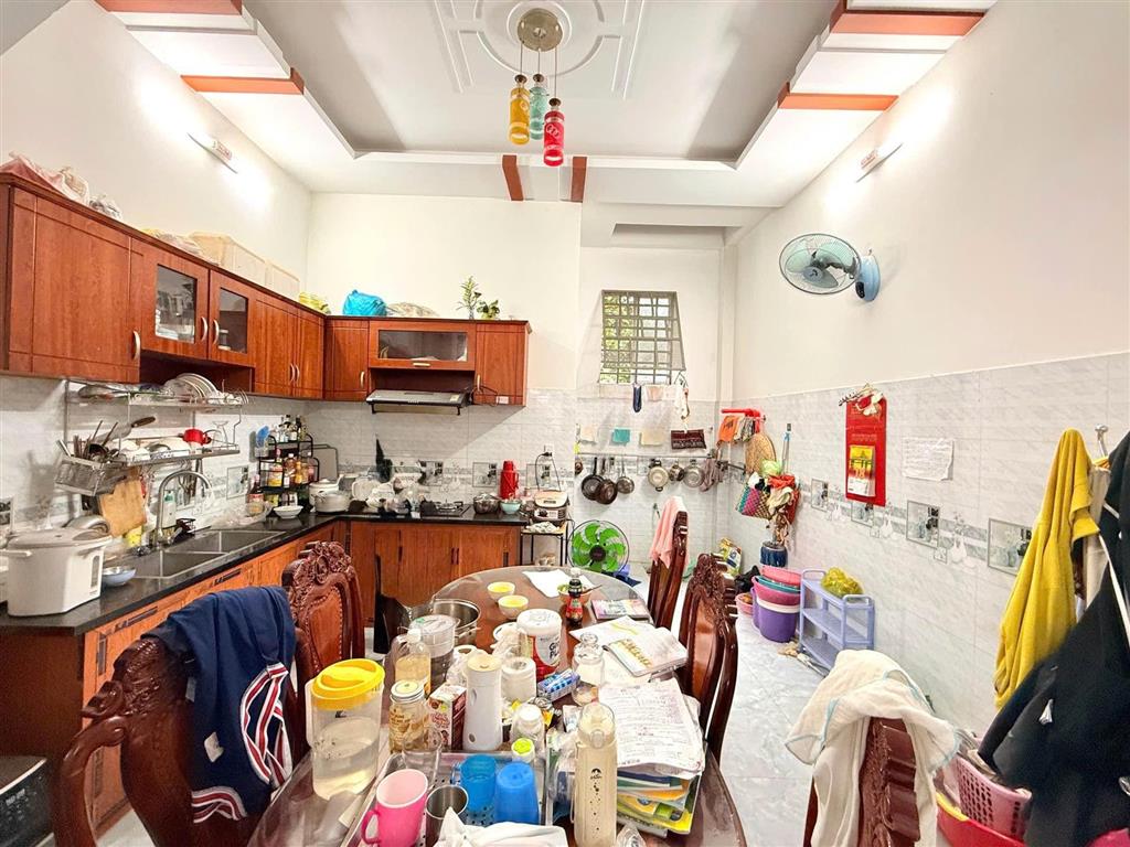 NHÀ ĐẸP Q12 – 4PN – SỔ VUÔNG A4 – HOÀN CÔNG ĐỦ – CHỐT NHANH GIÁ TỐT