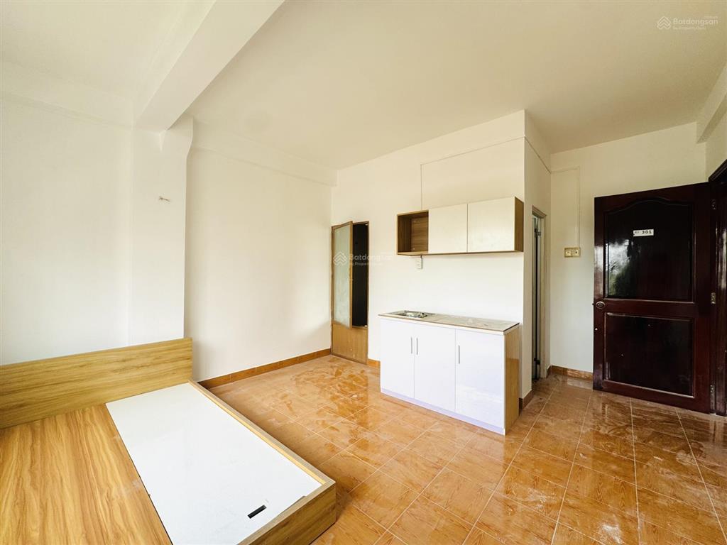 Phòng giá rẻ cho tân sinh viên huflit, trang bị nội thất cơ bản nhà mới