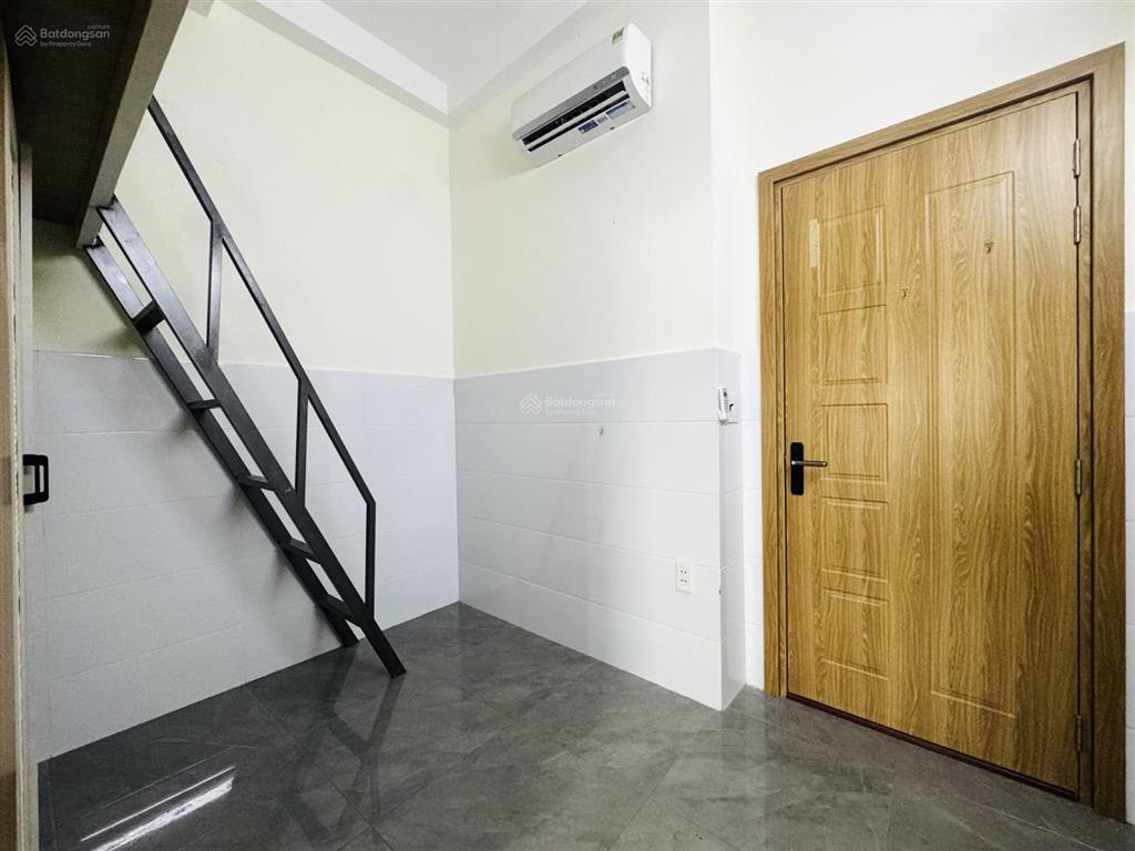Khai trương duplex cho sinh viên khu công viên phần mềm quang trung, sẵn nội thất cơ bản. mới 100%