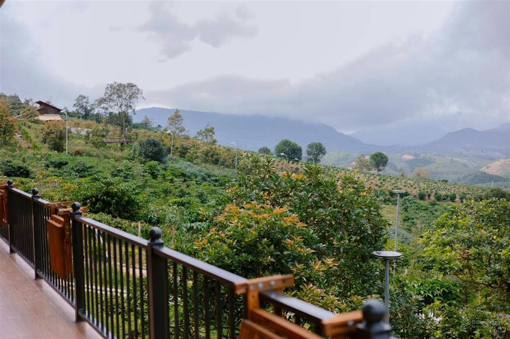 Đất nền nghỉ dưỡng 1044m2, trong khu an ninh, tiện ích đầy đủ, 18x58m, sổ sẵn, có suối, 2 tỷ