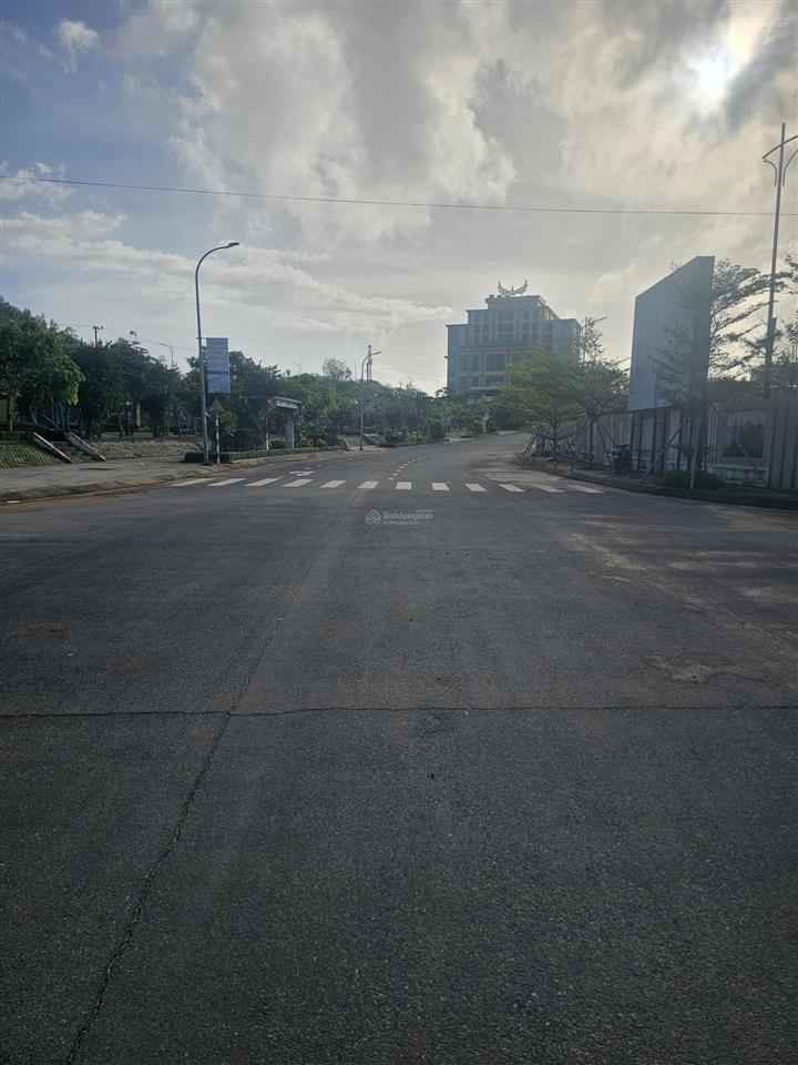 Đất quy hoạch thương mại dịch vụ đảo lý sơn, kề khu dân cư