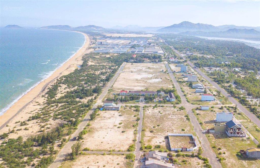 Chính chủ cần bán đất nền sổ đỏ biển kdc xuân hải, phú yên