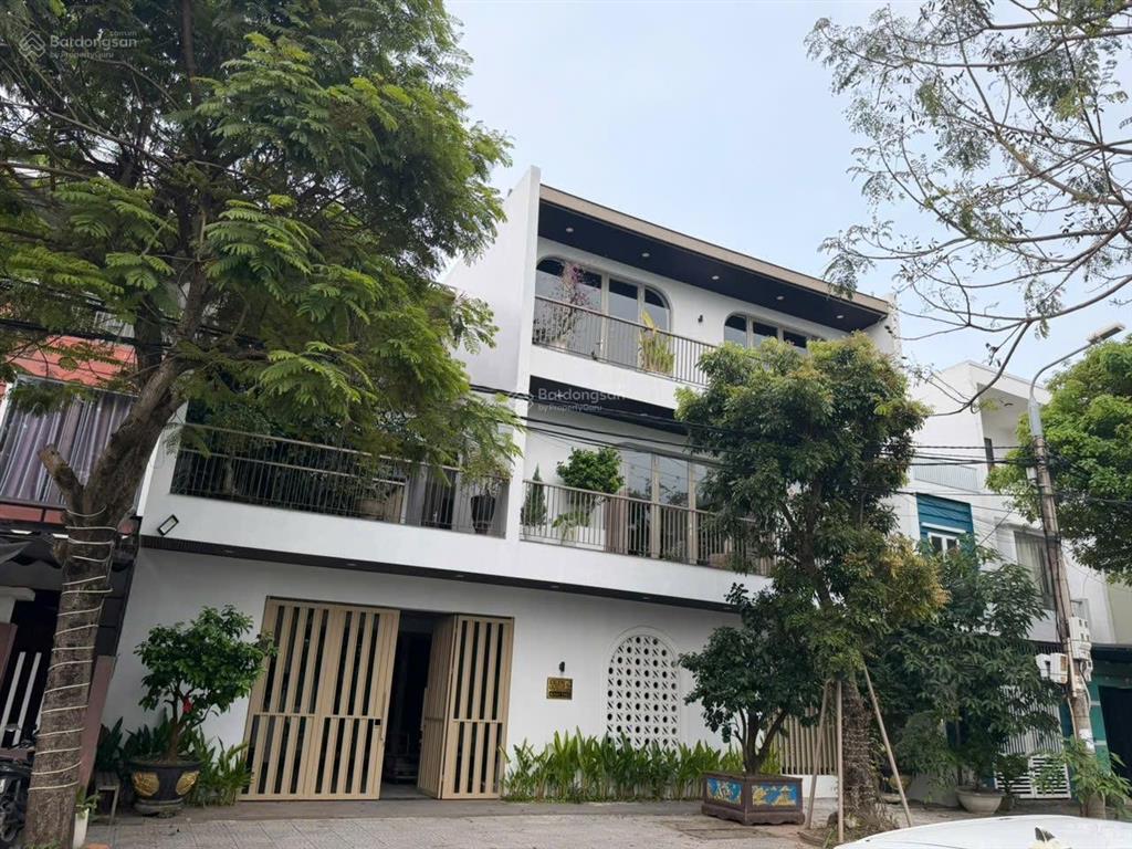 Thiện chí bán căn biệt thự rộng 270m2, khu nam việt á, tp. đà nẵng