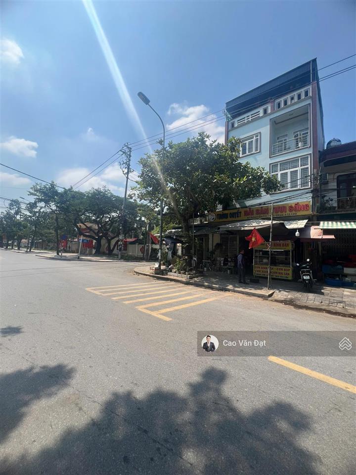 Chủ bán gấp nhà 3 tầng mặt đường nguyễn du giá dưới 11 tỷ  trung tâm sầm sơn thanh hóa