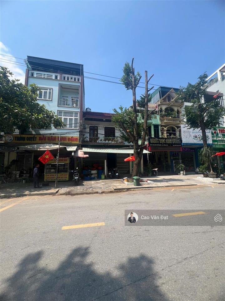 Chủ bán gấp nhà 3 tầng mặt đường nguyễn du giá dưới 11 tỷ  trung tâm sầm sơn thanh hóa