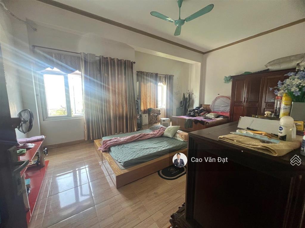 Chủ bán gấp nhà 3 tầng mặt đường nguyễn du giá dưới 11 tỷ  trung tâm sầm sơn thanh hóa
