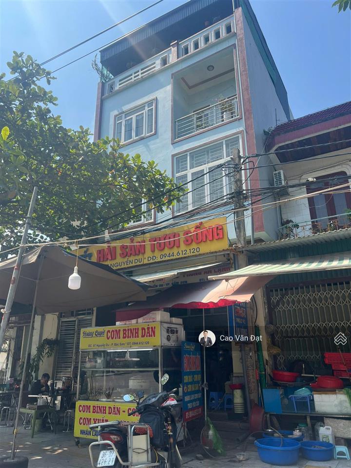 Chủ bán gấp nhà 3 tầng mặt đường nguyễn du giá dưới 11 tỷ  trung tâm sầm sơn thanh hóa