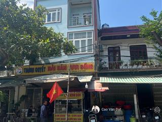 Chủ bán gấp nhà 3 tầng mặt đường nguyễn du giá dưới 11 tỷ  trung tâm sầm sơn thanh hóa