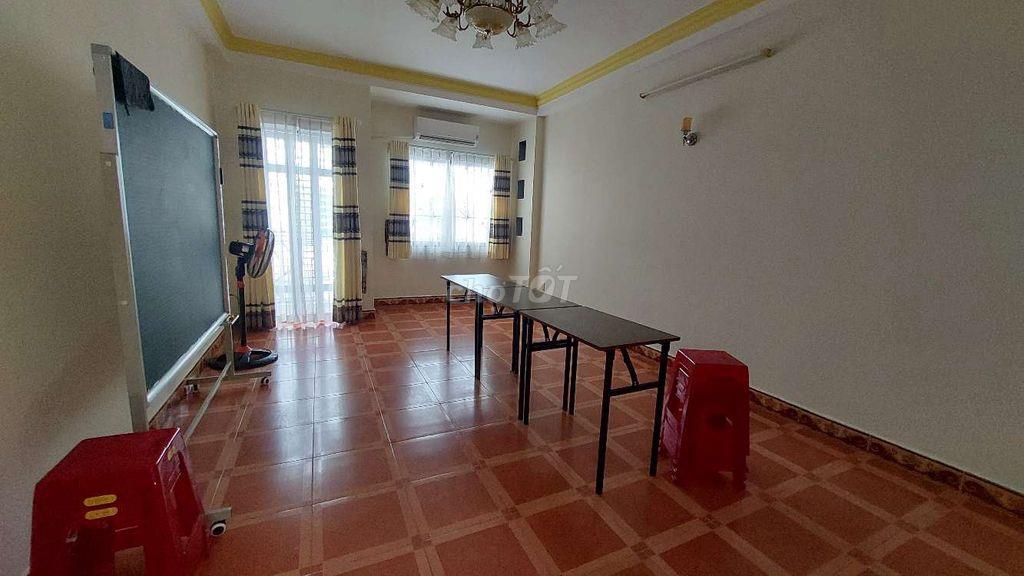 Cho thuê phòng dạy học...Cư Xá Phú Lâm B, Q. 6