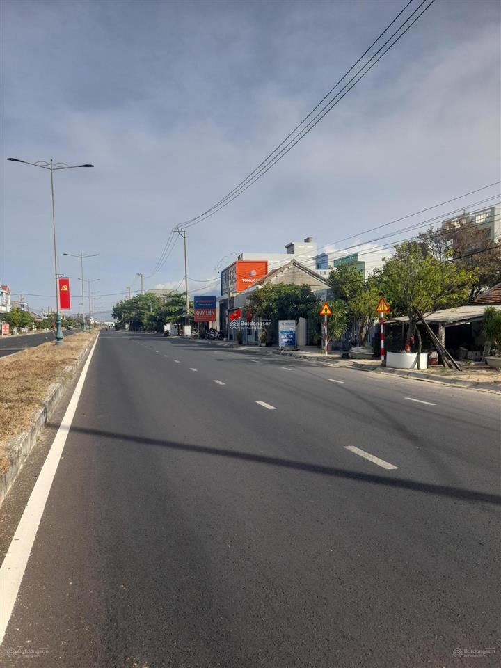 334m2 đất mặt tiền hùng vương, hòa hiệp nam, đông hòa, gần thép hòa phát