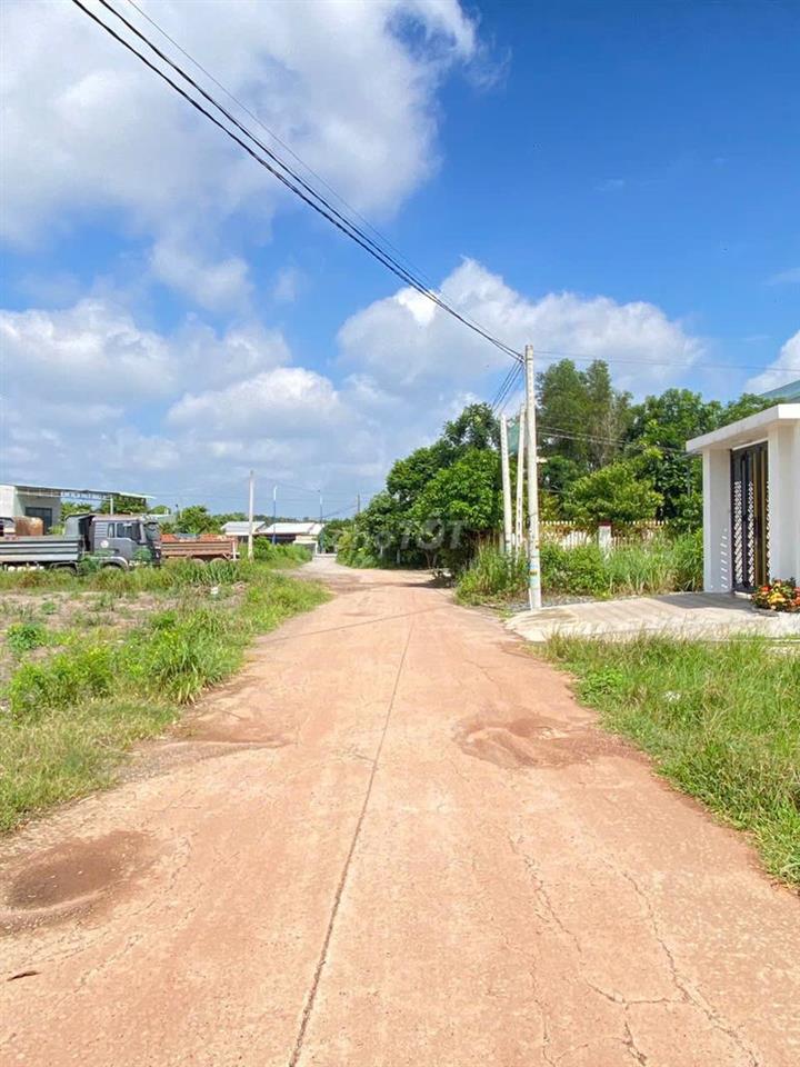 4xxtr Sở hữu lô đất sát KCN Becamex cách Nguyễn Văn Linh đúng 50m