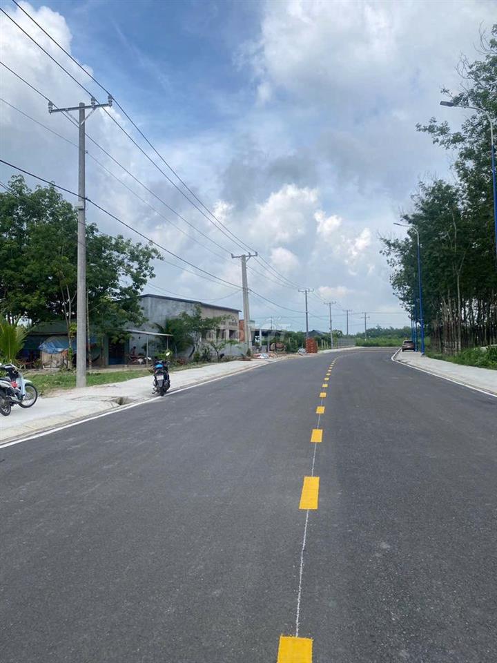 Đất sát KCN Minh Hưng mở rộng & Becamex Chơn Thành cách QL13 đúng 700m