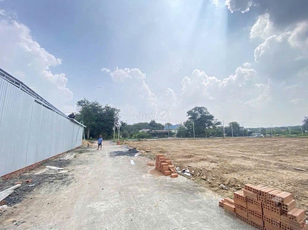 Đất sát KCN Minh Hưng cách chợ đúng 2 phút đi xe giá chỉ 2tr5/m2
