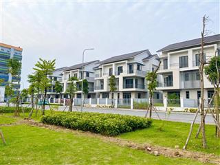Chính chủ bán biệt thự 180m2 view vườn hoa, ngay cổng chính tại centa riverside