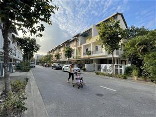 Chính chủ bán nhà 105m2 đầy đủ nội thất đang cho thuê 13 triệu/tháng