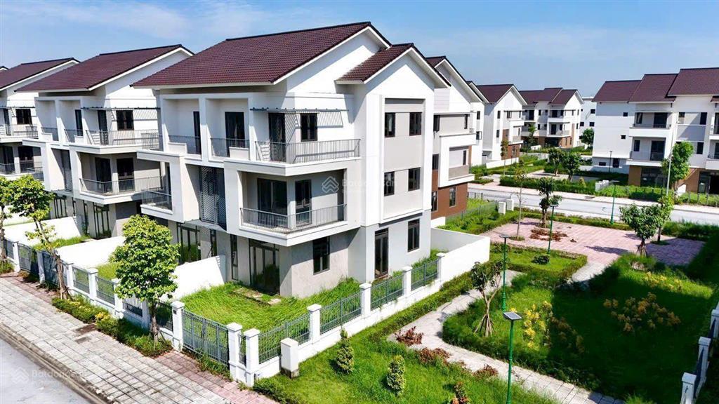 Chính chủ bán biệt thự 180m2 view công viên tại centa riverside.