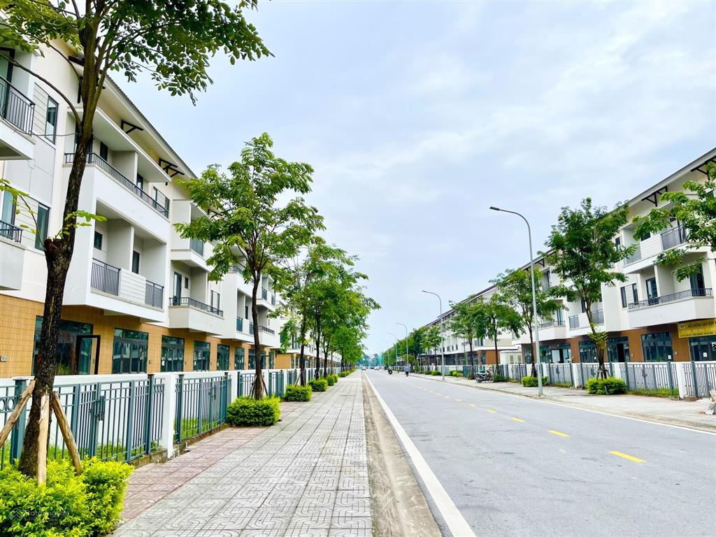 Chính chủ bán căn sh2 diện tích 160m2 tại centa riverside