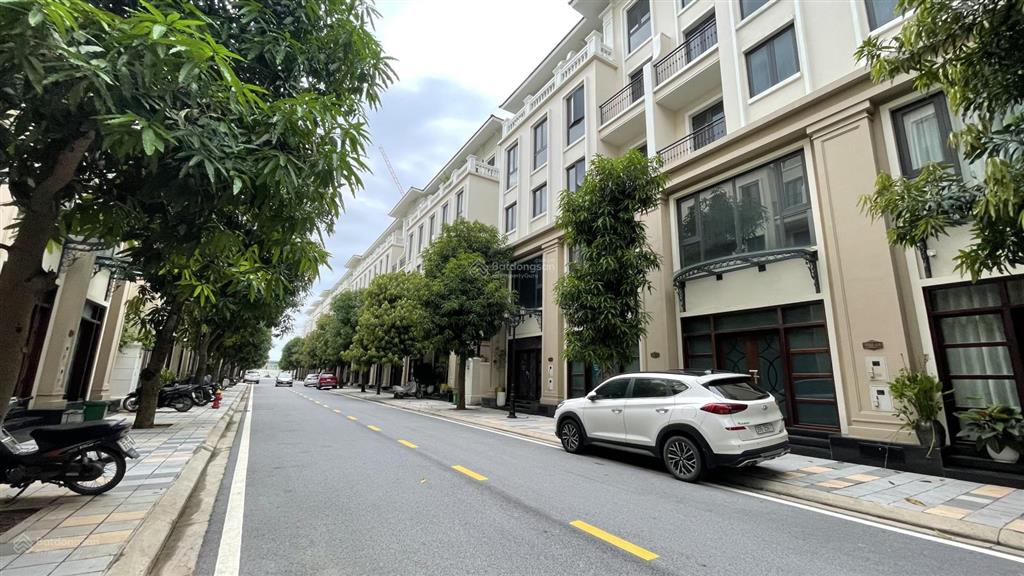 Chính chủ cần bán liền kề 78m2 tại vinhomes ocean park 3 giá tốt.