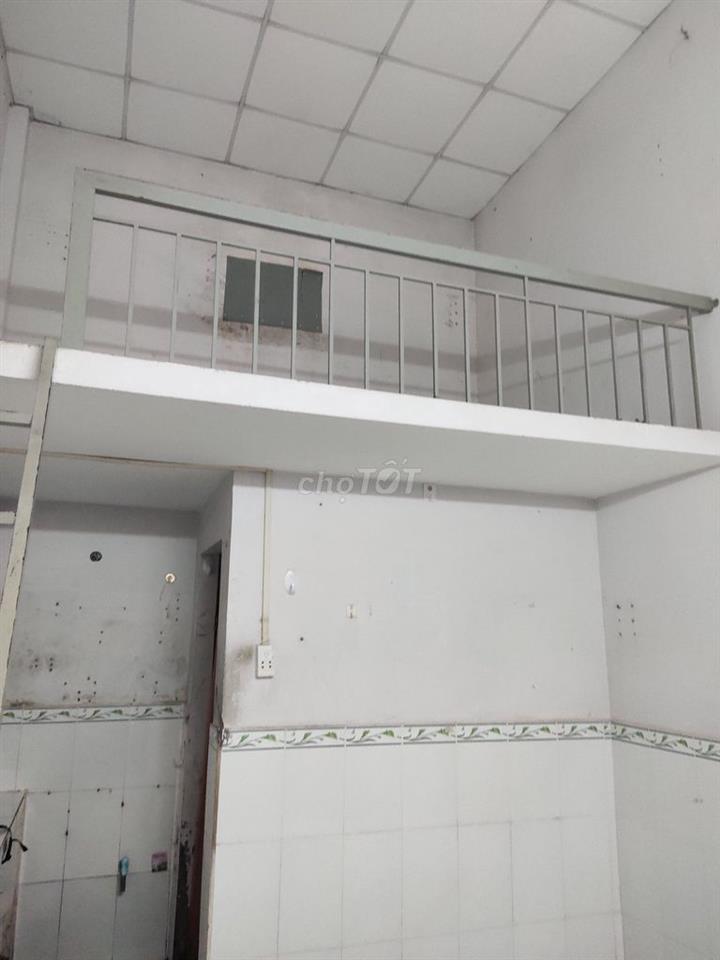 Cho thuê phòng trọ gác đúc trên Đ11 Linh xuân