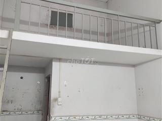 Cho thuê phòng trọ gác đúc trên Đ11 Linh xuân