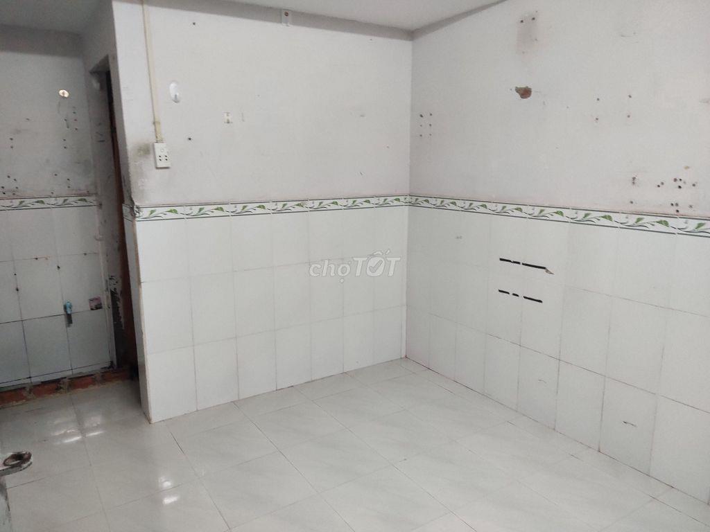 Cho thuê phòng trọ gác đúc trên Đ11 Linh xuân