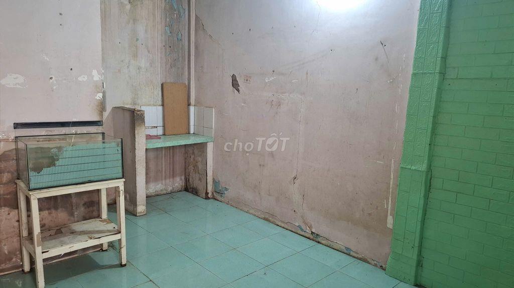 Cho thuê phòng bên hông chợ Linh xuân, Đường 5, Linh xuân, Thủ đức
