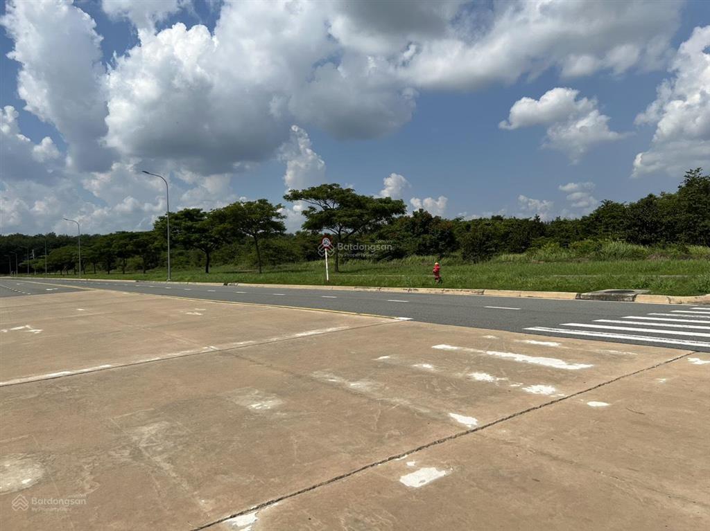 Bán đất kcn mỹ phước  bình dương. chuyển nhượng 3ha đến 6ha đất trả tiền một lần kcn mỹ phước