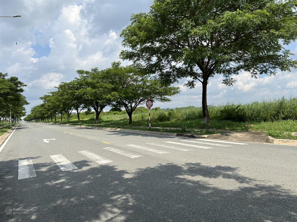 Bán đất kcn bàu bàng  bình dương. chuyển nhượng 5.2ha đất trả tiền một lần giá rẻ kcn bàu bàng