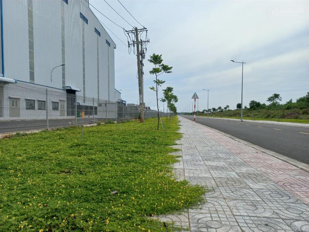 Bán đất kcn đất đỏ  brvt. chuyển nhượng đất 1ha đến 5ha giá rẻ nhất các kcn đông nam bộ