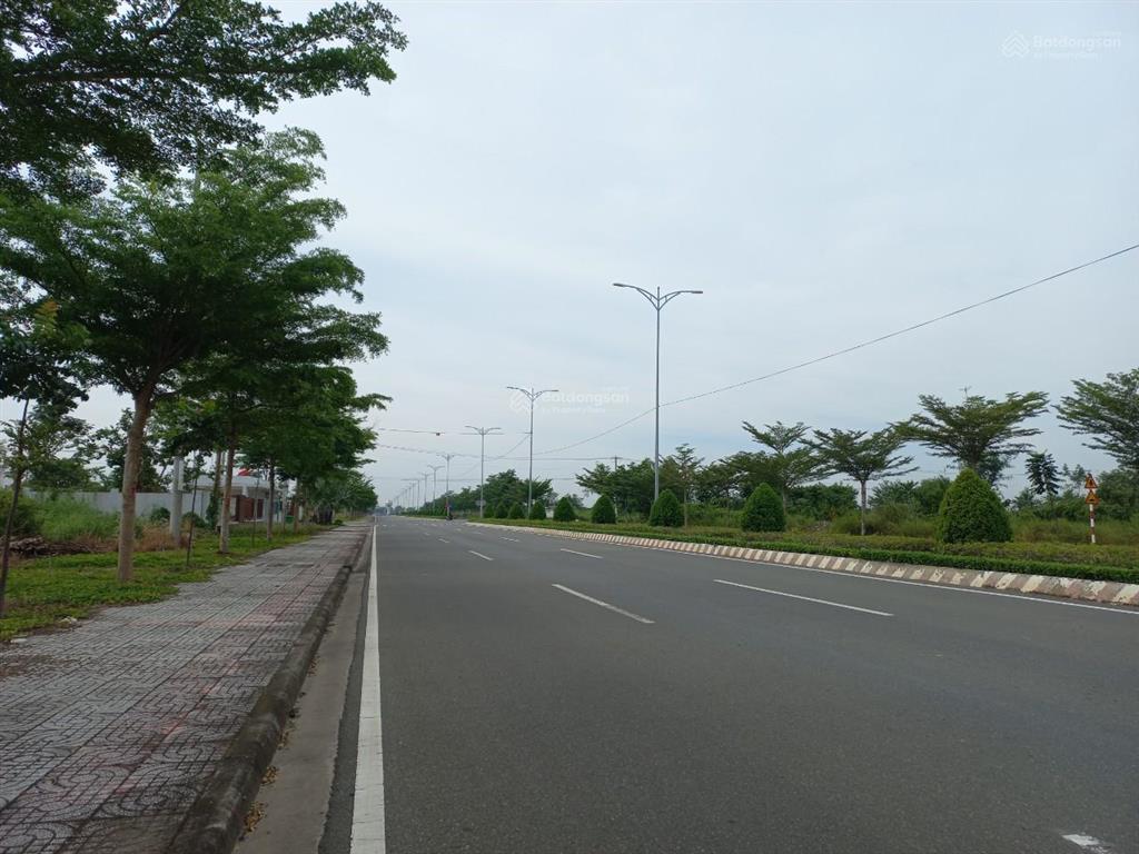 Bán đất kcn đất đỏ  brvt. chuyển nhượng đất 1ha đến 5ha giá rẻ nhất các kcn đông nam bộ