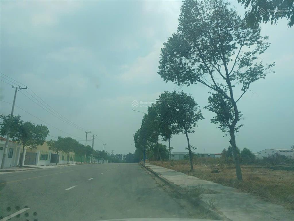 Bán đất kcn bàu bàng  bình dương. chuyển nhượng 27000m2 đất trả tiền một lần đến năm 2066