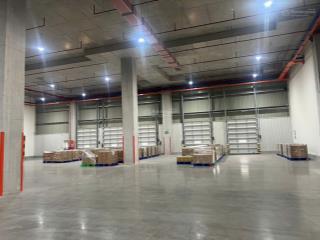 Cho thuê kho tại dĩ an  bình dương. cho thuê kho có dock leveler tiêu chuẩn cao cấp