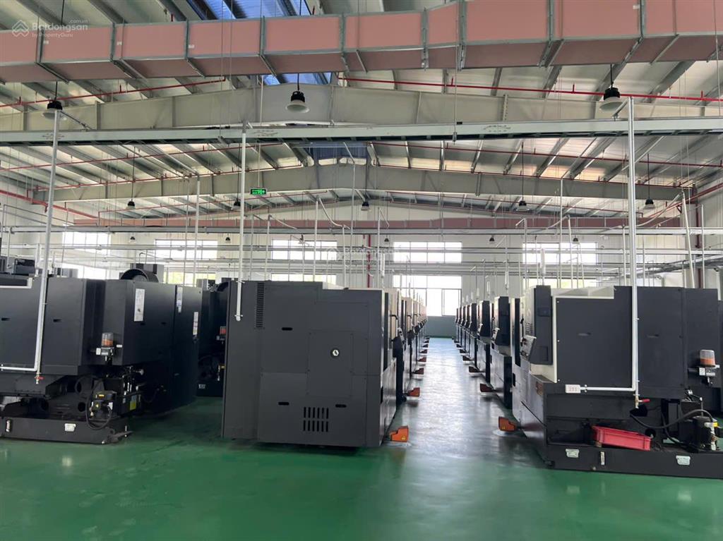 Bán xưởng kcn vsip 2  bình dương. bán xưởng 21.000m2 (khuôn viên đất rộng 35.000m2) giá rẻ