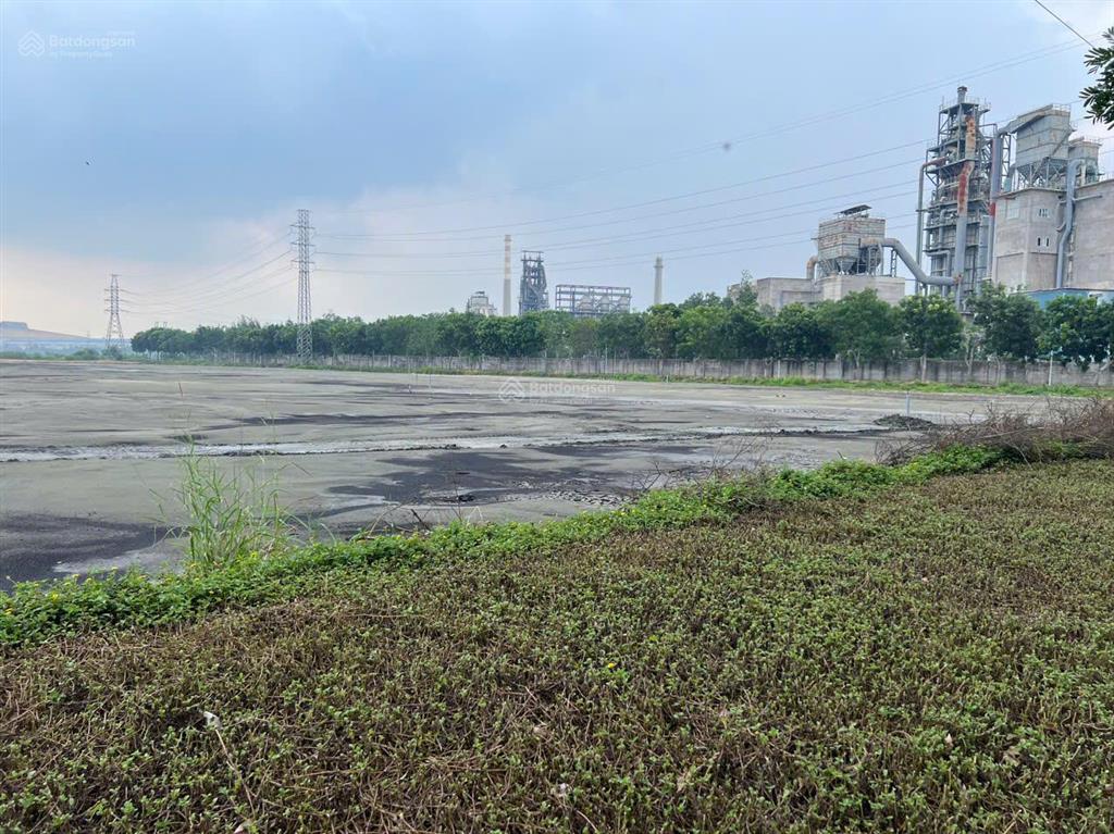 Bán đất kcn phú mỹ  brvt. bán đất 30.000m2 có tách sổ bán lẻ