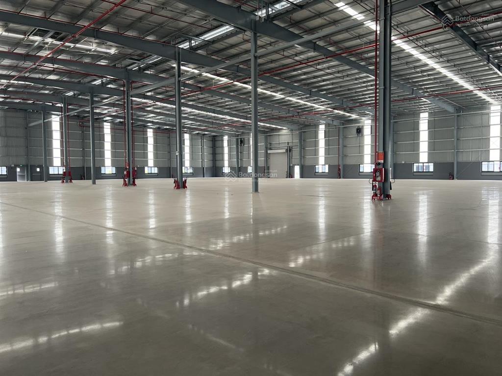 Cho thuê xưởng kcn vsip 2  bình dương. cho thuê xưởng 3181m2 tiêu chuẩn cao cấp kcn vsip 2