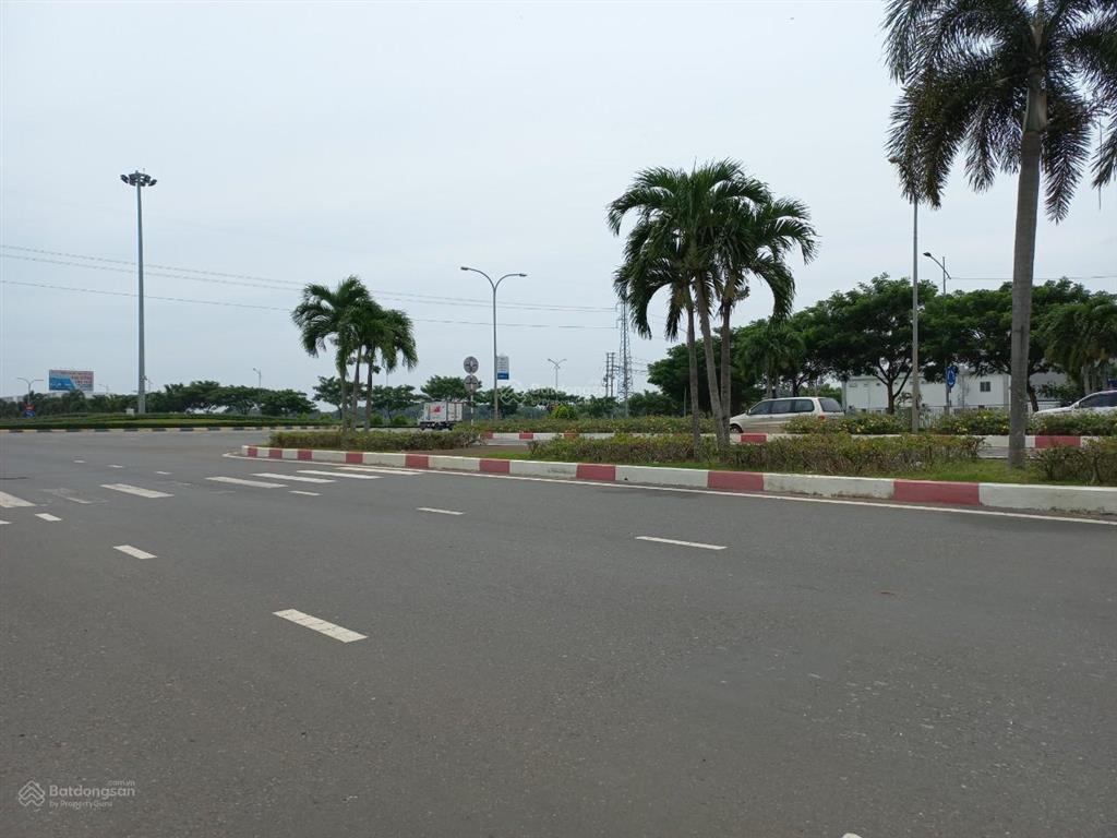 Bán đất kcn châu đức  brvt. bán đất 10ha đã có sổ đỏ (bán lẻ theo nhu cầu khách hàng) với giá rẻ