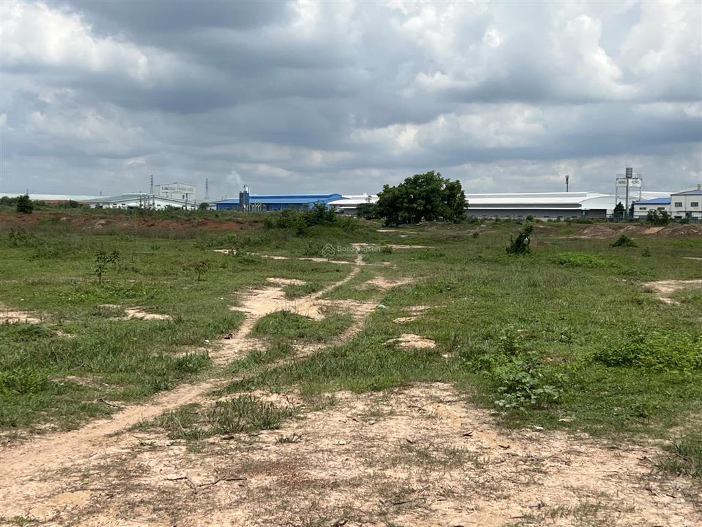 Bán đất kcn sóng thần 3  bình dương. bán 20.000m2 đất kcn sóng thần 3 ( tách bán từ 1ha trở lên)