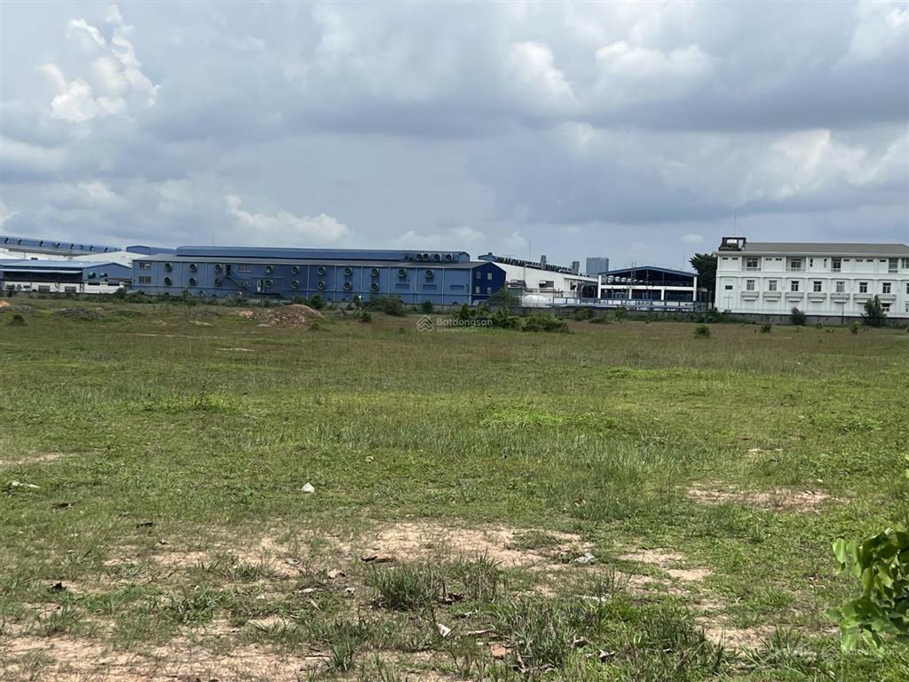 Bán đất kcn sóng thần 3  bình dương. bán 20.000m2 đất kcn sóng thần 3 ( tách bán từ 1ha trở lên)
